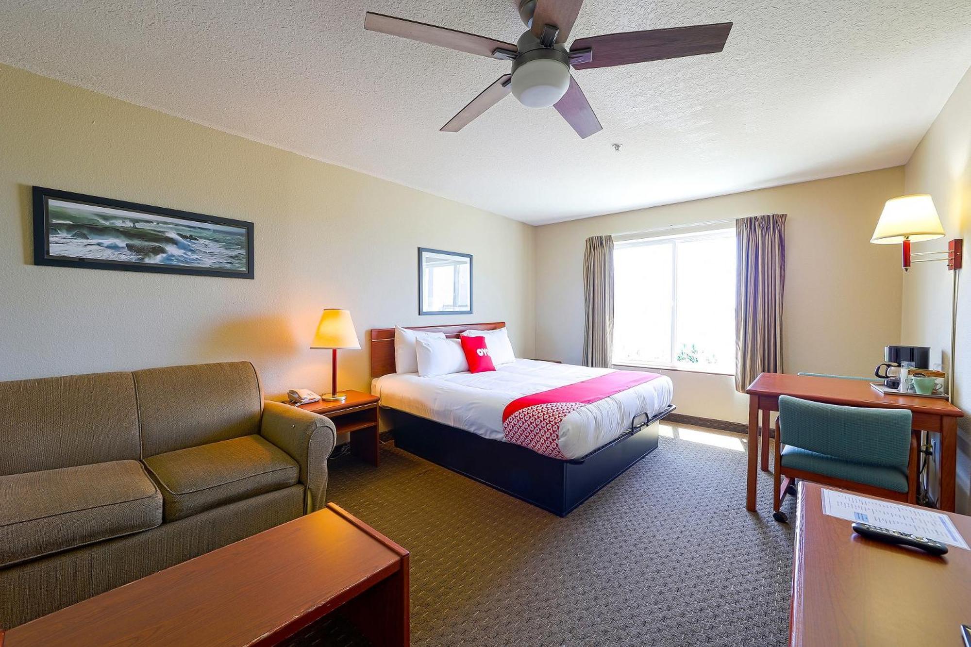 Siletz Bay Beachfront Hotel By Oyo Lincoln City Exterior photo