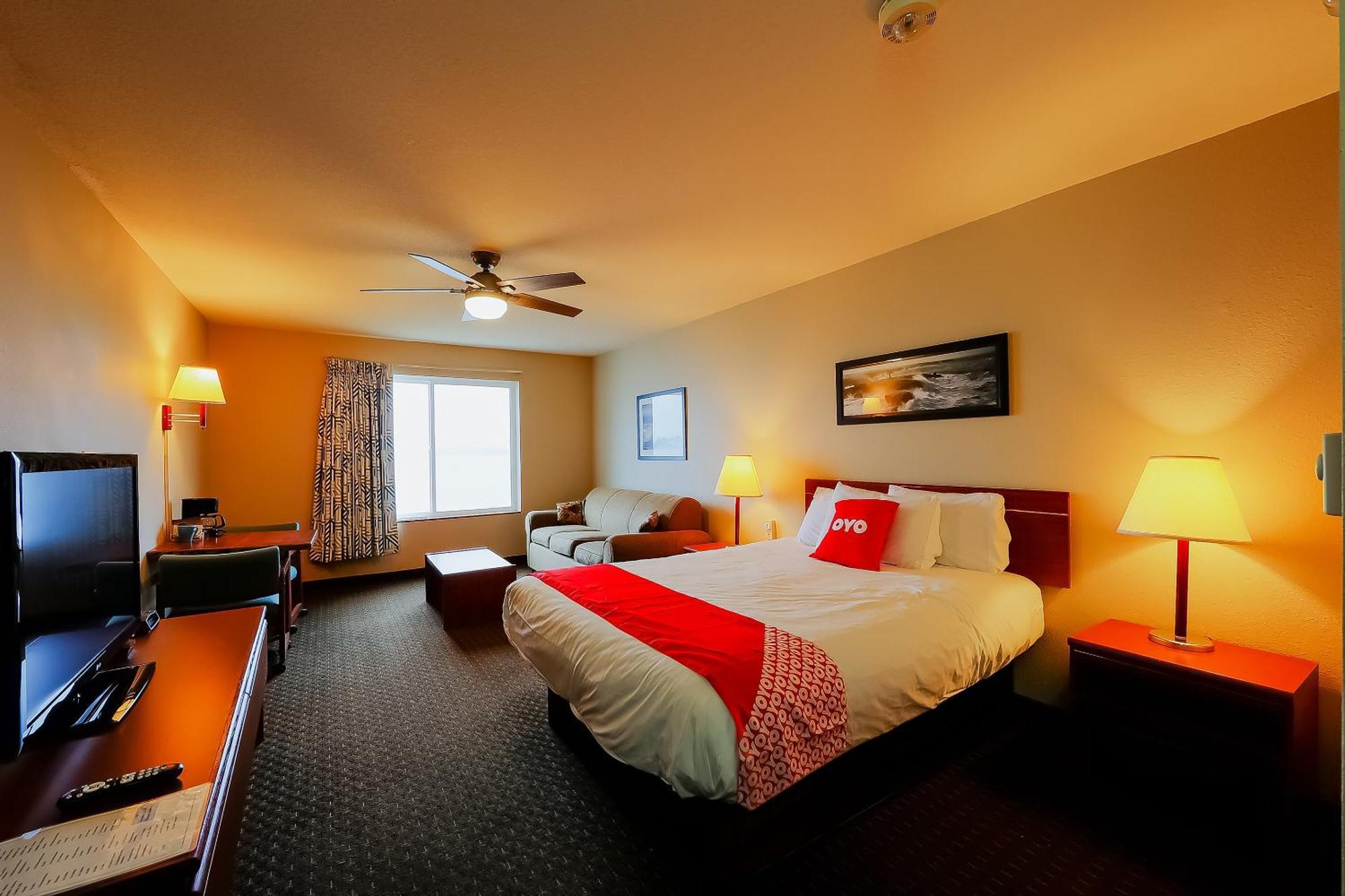 Siletz Bay Beachfront Hotel By Oyo Lincoln City Exterior photo
