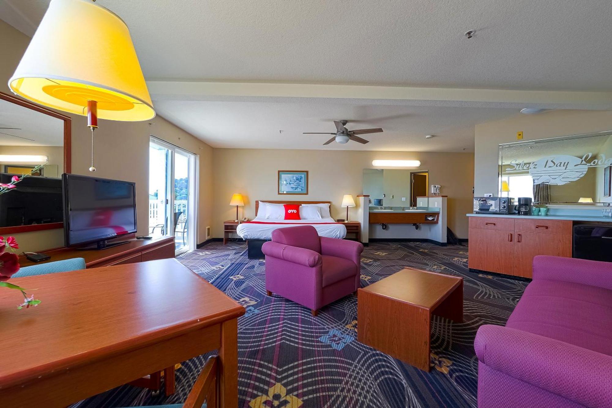 Siletz Bay Beachfront Hotel By Oyo Lincoln City Exterior photo